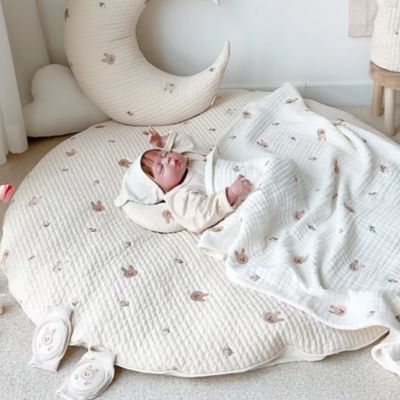 tapis d eveil espace de jeu aussi  doux a dormir