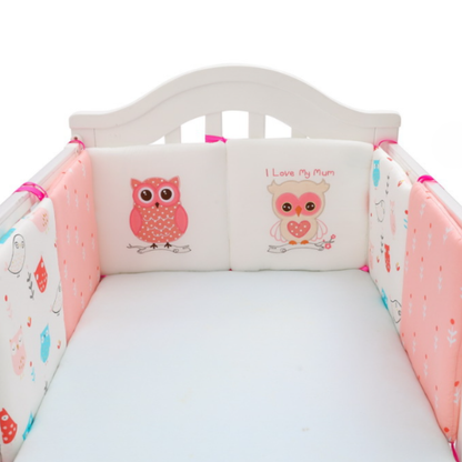 tour de lit bebe des motifs adorables  pour des nuits sereines