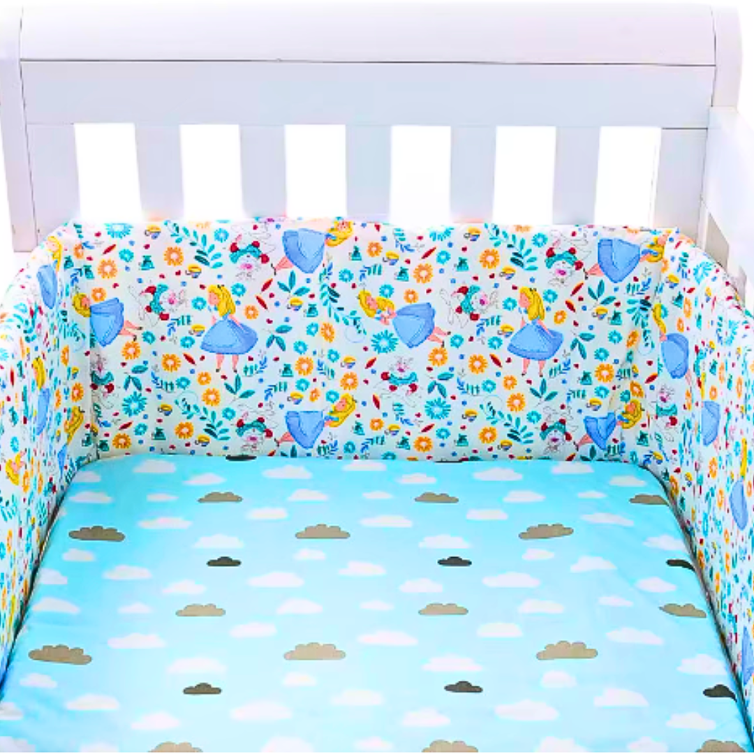 tour de lit pour bebe favorise un sommeil paisible et doux