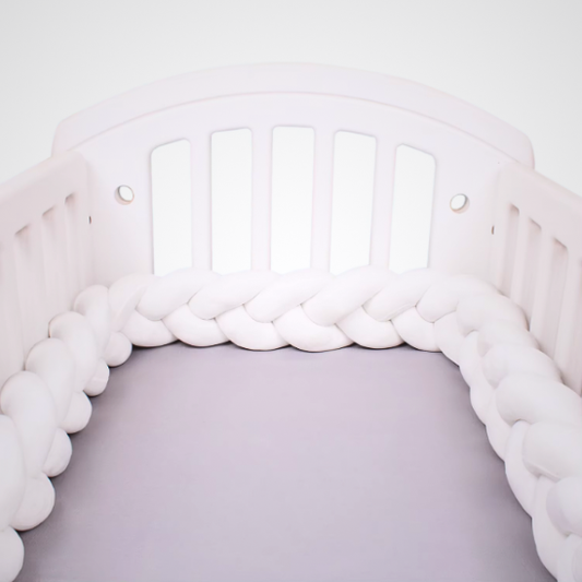 tour de lit tresse protection douce contre les chocs